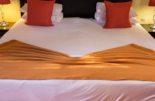 Sunnyside Bed & Breakfast | Maple's Guest House