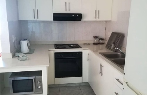 Margate Beach Apartment | MARGATE BOULEVARD 302