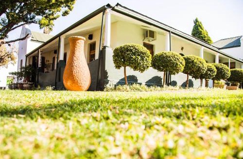 Zeerust House | Marico Bosveld Guesthouse