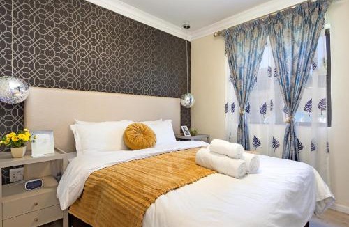 Trawal House | Marigold