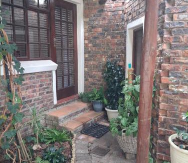 Durbanville Bed & Breakfast | Marinda's B&B
