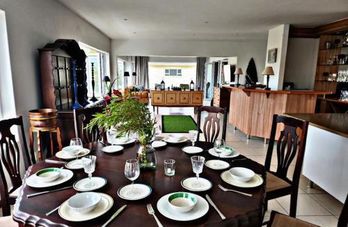 Oyster Bay House | Marlyn on Oyster Bay