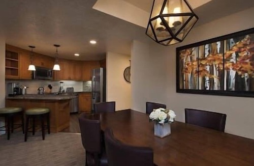 Lakeside Park Resort | Marriott Grand Residence Club Resort, Ski, Hot Tub