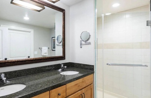 Lakeside Park Resort | Marriott's Timber Lodge South Lake Tahoe 2-bed resort with fitness room, WiFi