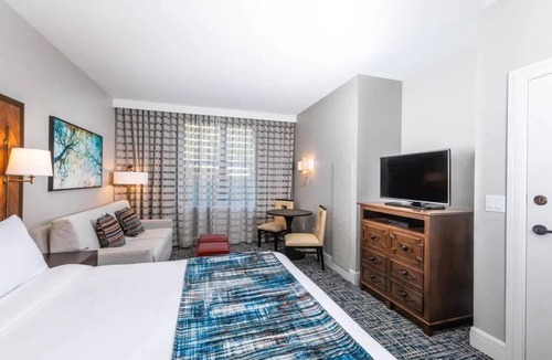 Lakeside Park Resort | Marriott's Timber Lodge South Lake Tahoe Studio with AC, WiFi