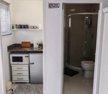 Durban North Apartment | Marula Guest House Unit 1