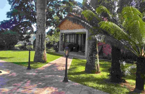 Assagay Cabin | Matusadona Guest Lodge