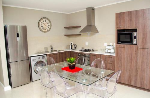 Century City Apartment | Mayfair Luxury Apartments
