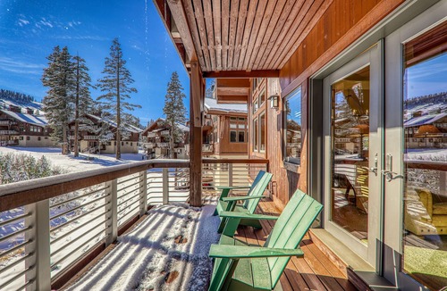 Norden House | Meadow Town Home 11