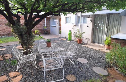Komani House | Mechell's Accomodation