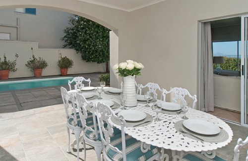 Westcliff House | Mediterranean Style Double Story ~ Luxury Holiday Home Overlooking Walker Bay