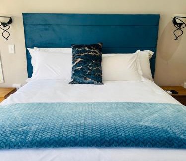 Moses Kotane House | MeLeano Guesthouse