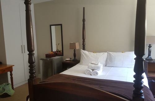 Melkbosstrand House | Melkbosch Guesthouse