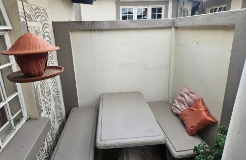 Lichtenburg House | Melville Guesthouse & Contractors Lodge