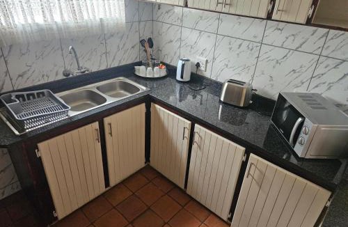 Lichtenburg House | Melville Guesthouse & Contractors Lodge