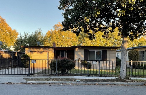 Menlo Park House | Menlo Park Entire House 3B/1B-2 car parking-W/Dryer