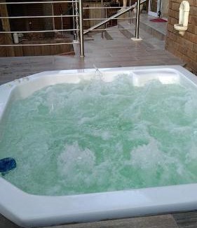 Menlyn House | Menlyn Mews Guesthouse