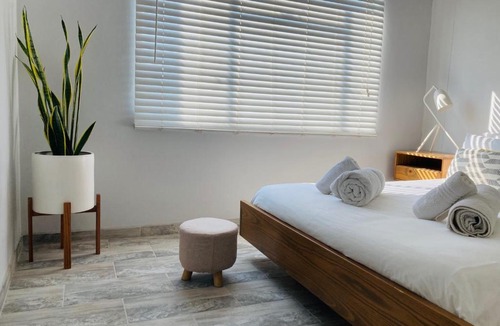 Menlyn Apartment | @Menlyn Place, Menlyn Maine