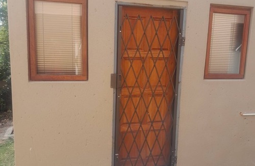 Greater Johannesburg Metropolitan Area Cottage | Merensky House
