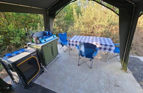Hartbeespoort Other | Merry Mongoose Riverside Tent