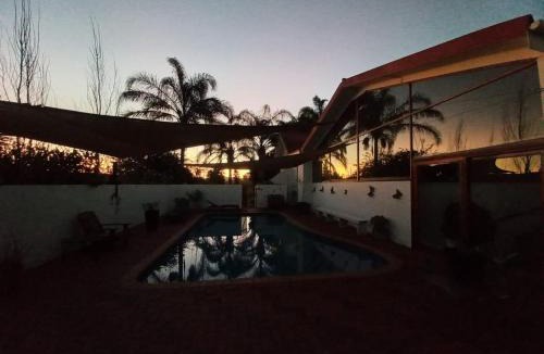 Bonnievale Bed & Breakfast | Merwenstein - Farm House, Cottages, Studio-Units