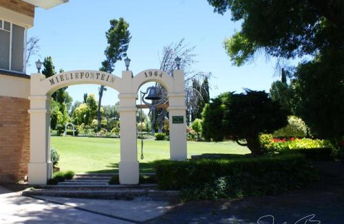 Hanover House | Mieliefontein Karoo Guest Farm