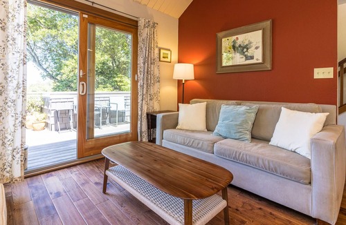 Tamalpais-Homestead Valley House | Mill Valley Gem 3BR Unbeatable Location w/ Hot Tub
