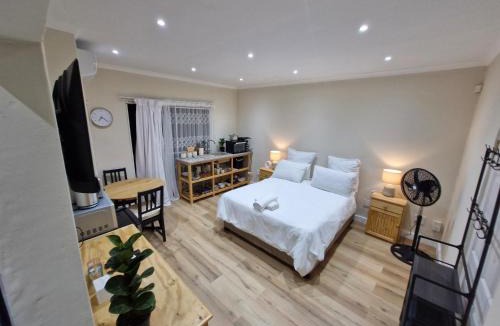 Bluff House | Millwood House