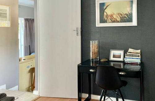 Milnerton Apartment | Milnerton Cottage