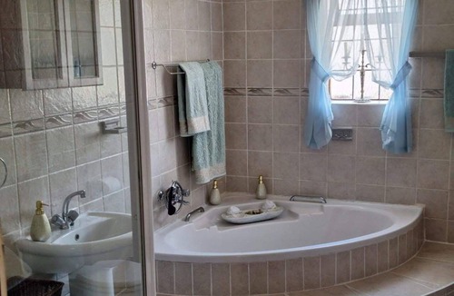 Boknes Strand House | Minutes to beach Addo Elephant National Park Marine Protected Areaer