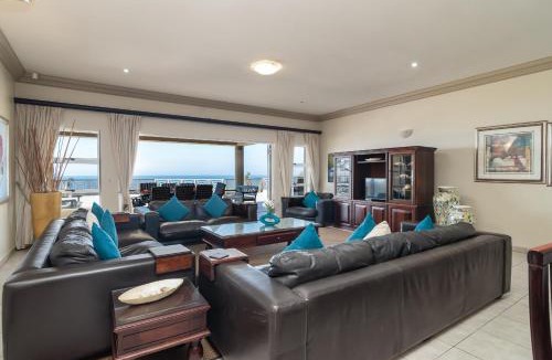 Shaka's Rock House | Miramar 3 - FAMILY ONLY Max 4 adults and 4 children
