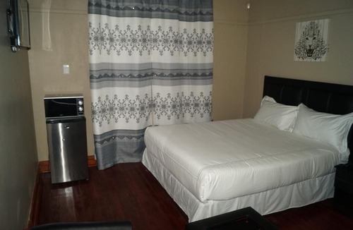 Greater Johannesburg Metropolitan Area Bed & Breakfast | MIRATON EASTGATE SUITES