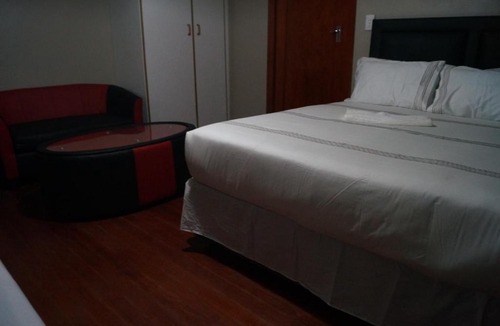 Greater Johannesburg Metropolitan Area Bed & Breakfast | MIRATON EASTGATE SUITES