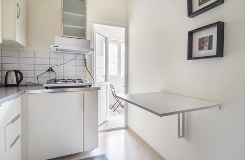 Bostanci Apartment | Missafir Modern Flat with Balcony on Bagdat Street