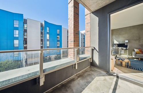 Mission Bay Apartment | Mission Bay 1 BR w/ Office by Anyplace - 11451