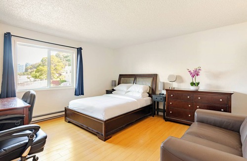 Berkeley Apartment | Modern 3-Bedroom 2 Bathroom 6 Beds Suite with AC, Perfect for Family and Work