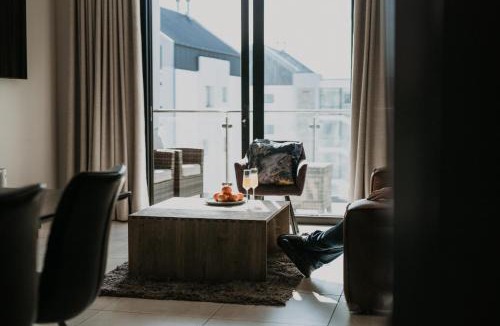 Summerstrand Apartment | Modern 3 Bedroom Near The Beachfront