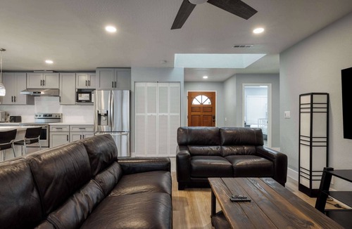 Edenvale House | Modern 4BR Home, Sleeps 9, Near Silicon Valley