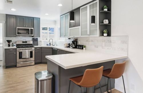 Palo Alto House | Modern 4BR House w/BBQ, AC & Games, Close to Techs next to Palo Alto, Stanford
