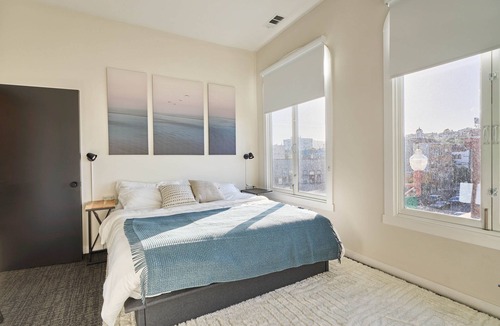 Mission District Apartment | Modern and cozy city getaway with 360º views of the SF skyline and bay!