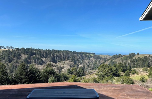 Albion House | Modern and Immaculate House, with 30 Acres of Privacy and Panoramic Views