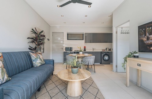 Port Zimbali Apartment | Modern Coastal 1 BDR, Pool & Sauna