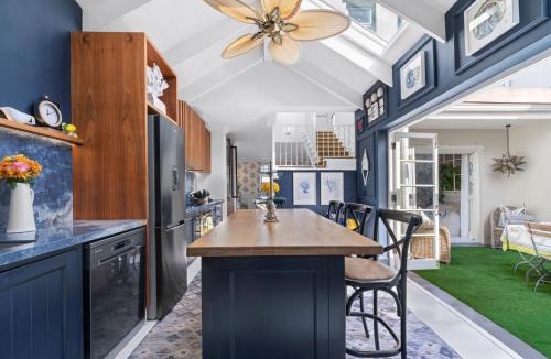 Kalk Bay House | Modern Coastal Townhouse at The Majestic