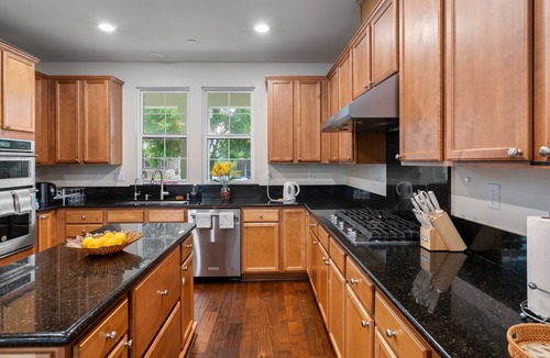 Ardenwood House | Modern Furnished Home Near Meta & Palo Alto, 30+ Night Stays