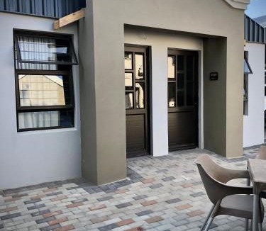 Matjhabeng House | Modern Goldfields Apartments