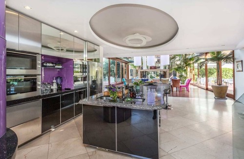 Elgin House | Modern House In Opulent Setting