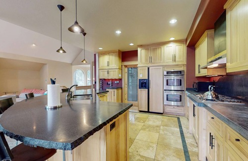 Sierra Tract House | Modern Mountain Retreat in the Heart of South Lake Tahoe