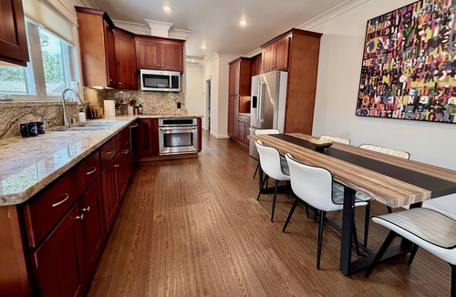 San Jose House | Modern San Jose retreat for 6, 3-bedrooms, 2-bath.