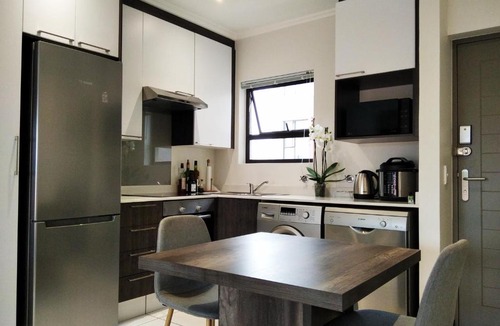Lone Hill Apartment | Modern, secure and amazing apartment in Fourways