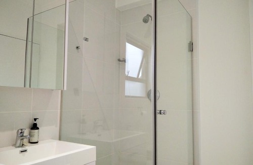 Lone Hill Apartment | Modern, secure and amazing apartment in Fourways